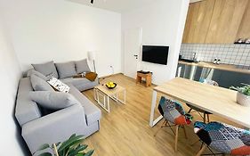 Millennium Bridge Cozy Apartment Top Location